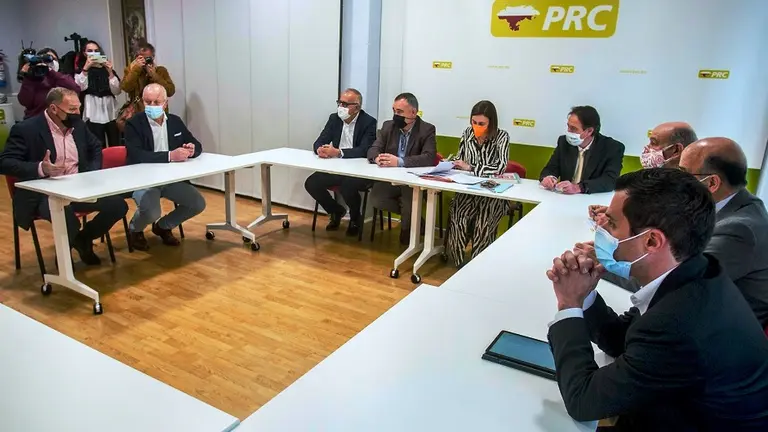 Reunión de representantes del PRC.