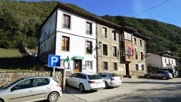 Ayuntamiento de Cabezón de Liébana. R.A.