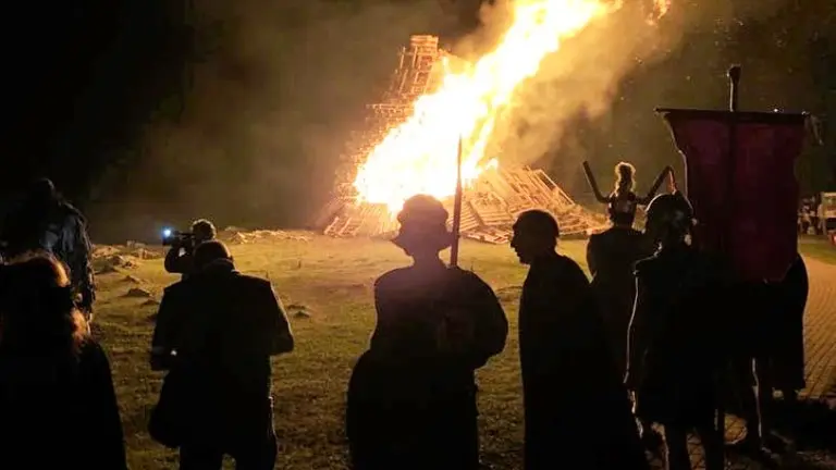 Hoguera San Juan en Soto de la Marina en 2019.