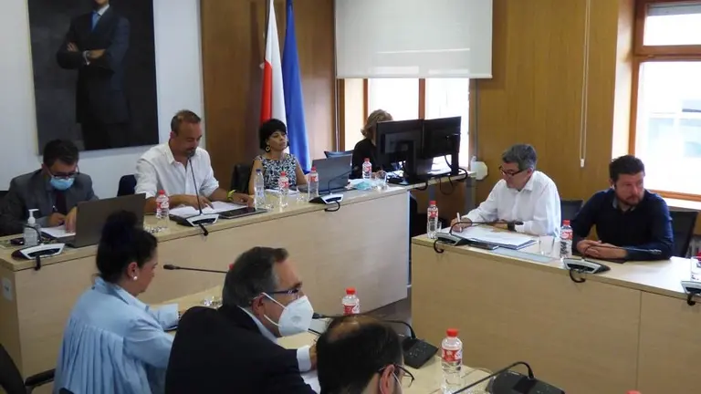 Concejales del equipo de Gobierno del PRC y PSOE. R.A.