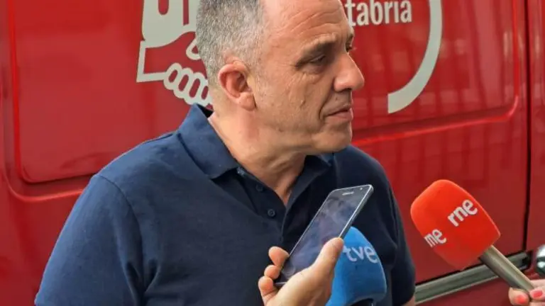 Carmona realizó unas declaraciones antes del Comité Regional.