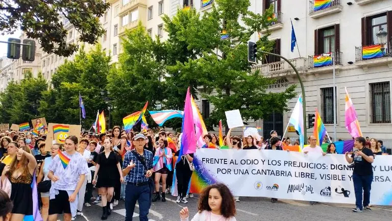 La manifestaci&oacute;n estuvo liderada con una pancarta con el lema de este a&ntilde;o. &Aacute;ngel Camarero
