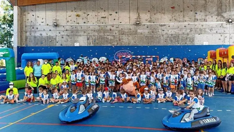 Presentaci&oacute;n de las actividades de verano en Argo&ntilde;os.