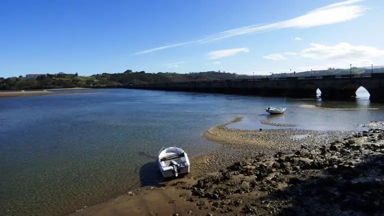 Municipio de San Vicente de la Barquera. R.A.