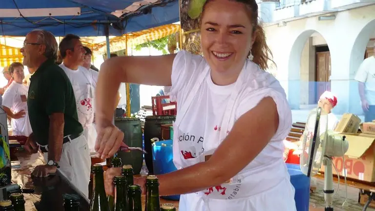 Expositores de la Feria de la Sidra en Escalante. R.A.