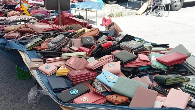 Punto de venta intervenido por la Guardia Civil.