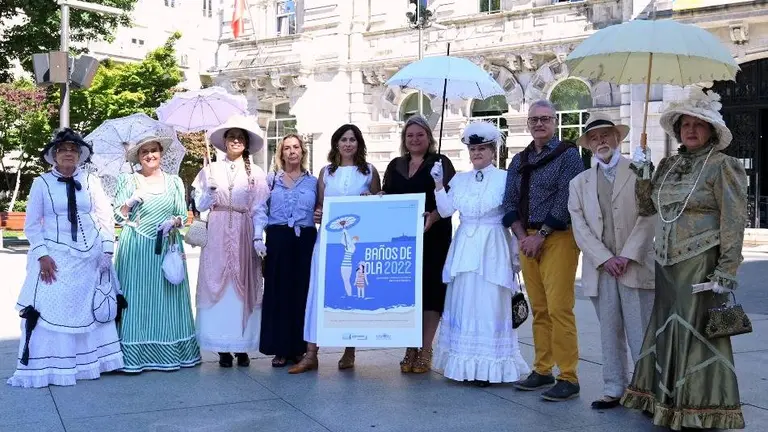 Presentaci&oacute;n de los Ba&ntilde;os de Ola en Santander.