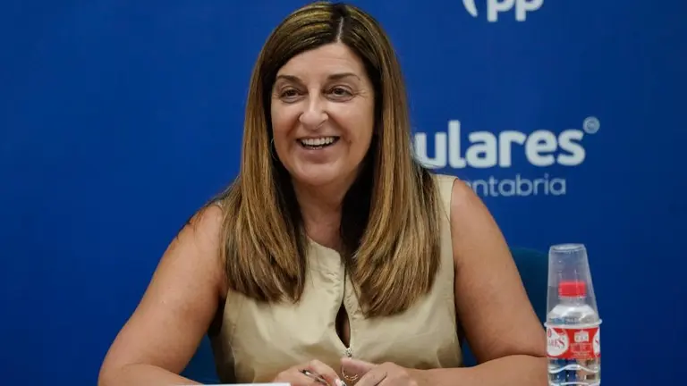 La presidente del PP cántabro, María José Sáenz de Buruaga, realizó un balance del presente y el futuro.