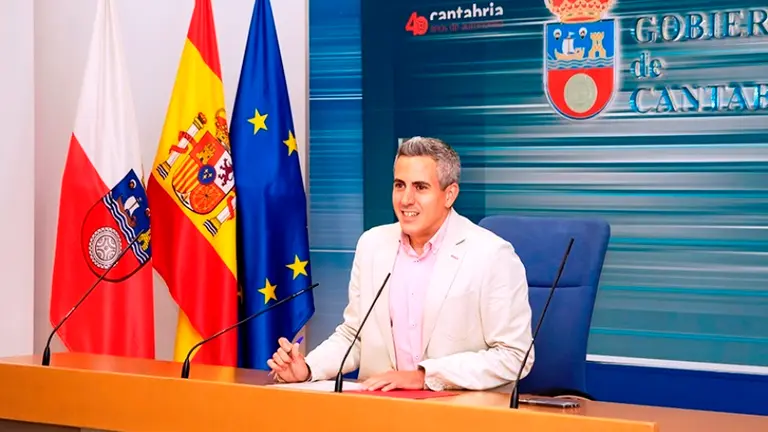 El vicepresidente regional, Pablo Zuloaga, tras el Consejo de Gobierno.