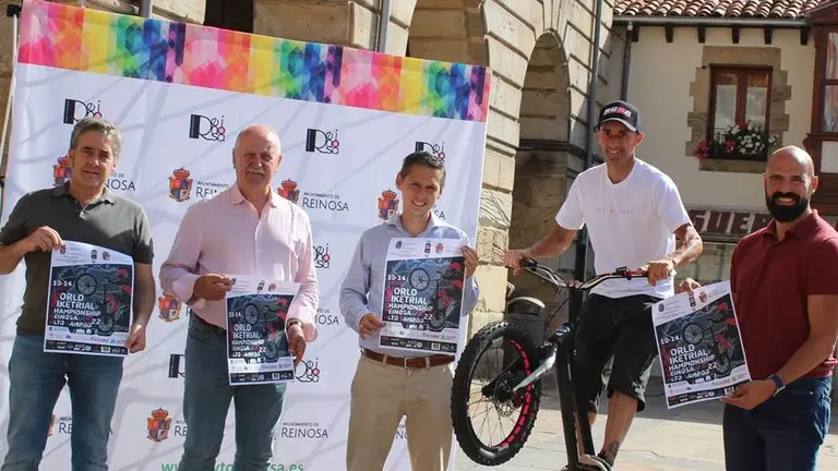 Presentación del Campeonato del Mundo de Bike Trial en Reinosa.