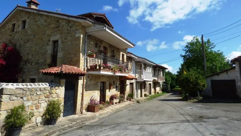 Localidad de Tezanos, en Villacarriedo. R.A.