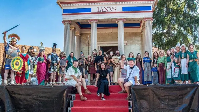 Integrantes de la Asociación de las Guerras Cántabras. Facebook de la Asociación