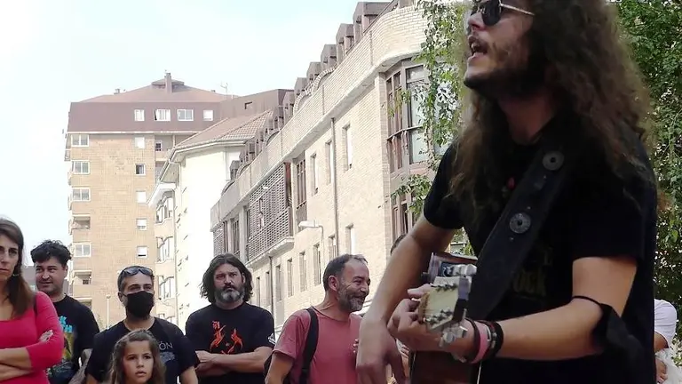 Acto de la Plataforma en Torrelavega No se Toca.