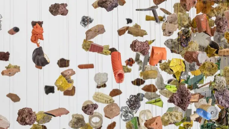 Obra del artista mexicano Damián Ortega.