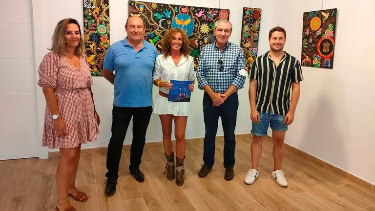 Inauguración de la muestra de Rachel García en Suances.