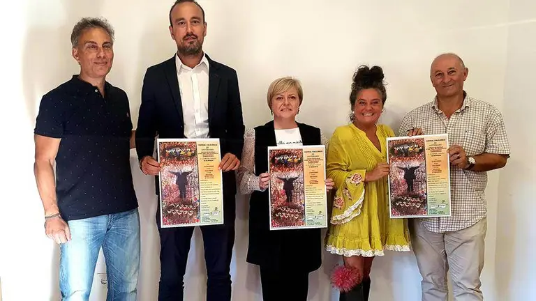 Presentación del 50 aniversario del Grupo de Danzas de Covadonga.