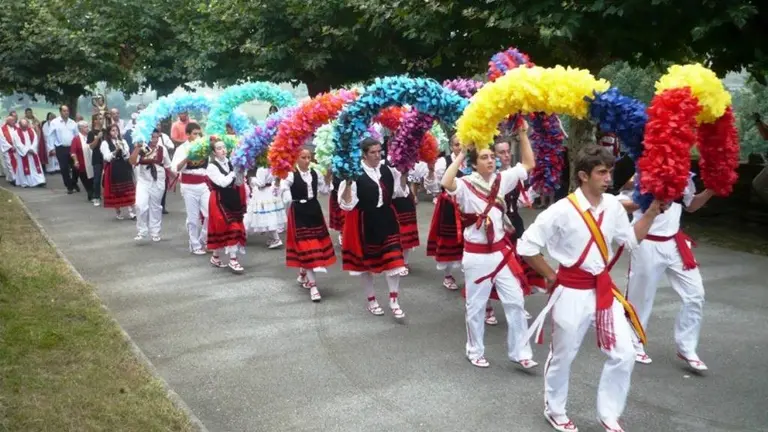 Procesi&oacute;n en San Cirpiano en Beranga, en Hazas de Cesto. R.A.