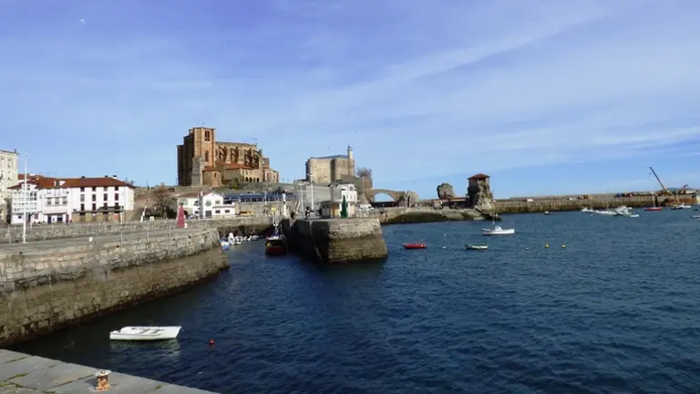 Castro Urdiales. R.A.