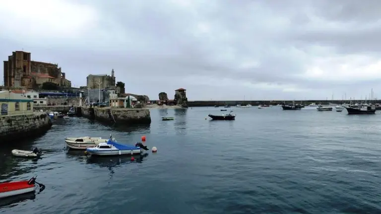 Iglesia de San Mar&iacute;a en Castro Urdiales. R.A.