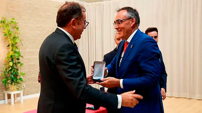 Acto de entrega de la Medalla de Plata en el Centro Penitenciario de Córdoba.