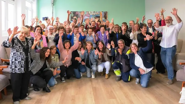 Las autoridades políticas visitaron en centro Las Nieves.