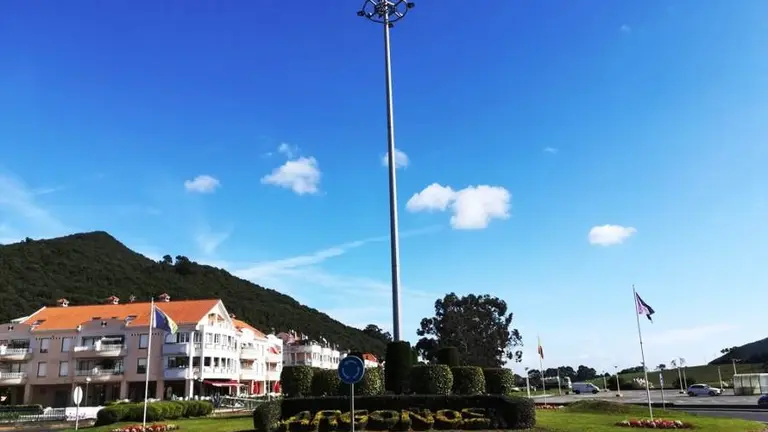 Rotonda en el municipio de Argo&ntilde;os. R.A.