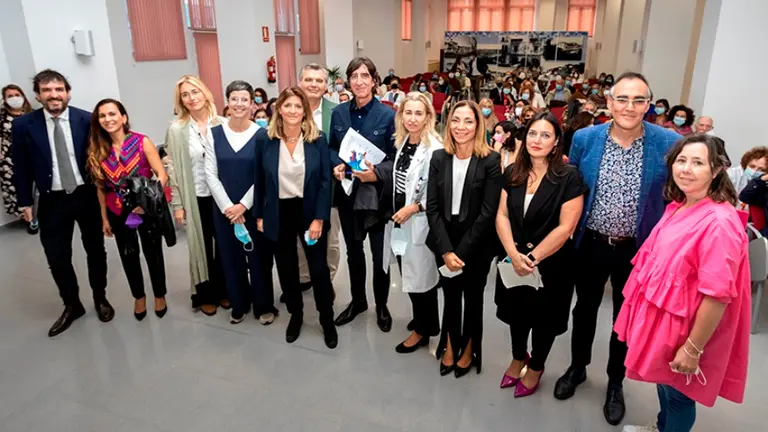 las autoridades políticas y sanitarias presentaron el proyecto Mentte en el Hospital Valdecilla.