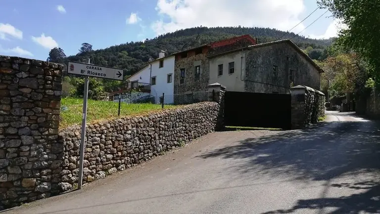 Localidad de Carasa, en Voto. R.A.