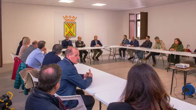 Reunión en Torrelavega sobre la comarcalización del torrebus.