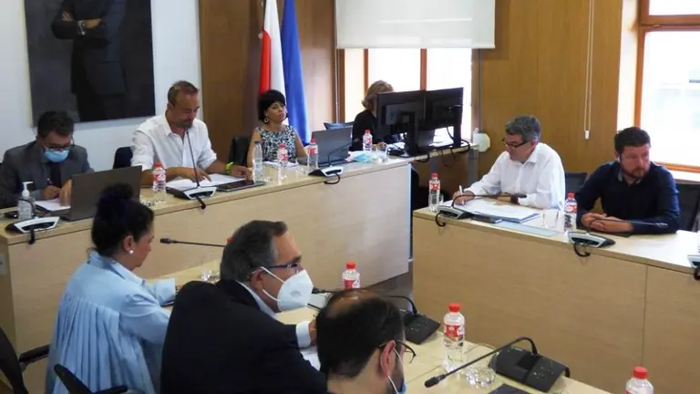 Concejales en el Pleno de Torrelavega. R.A.