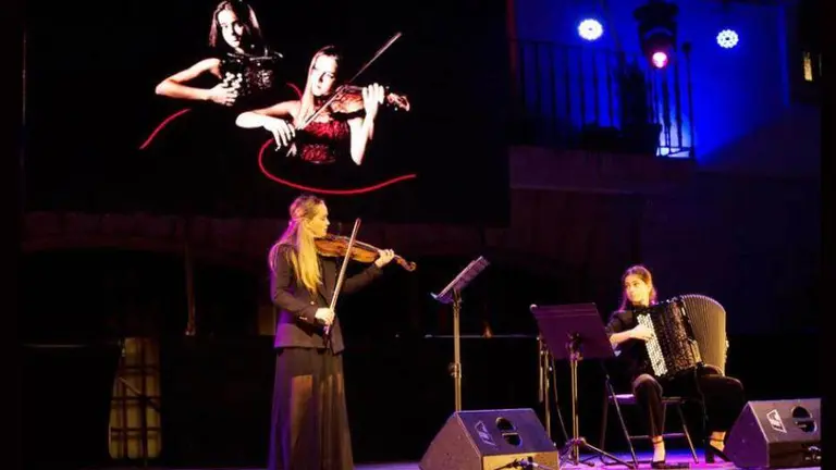 Actividades en el Centro Cultural la Vidriera.