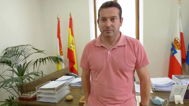 El alcalde de Ramales de la Victoria, César García. R.A.