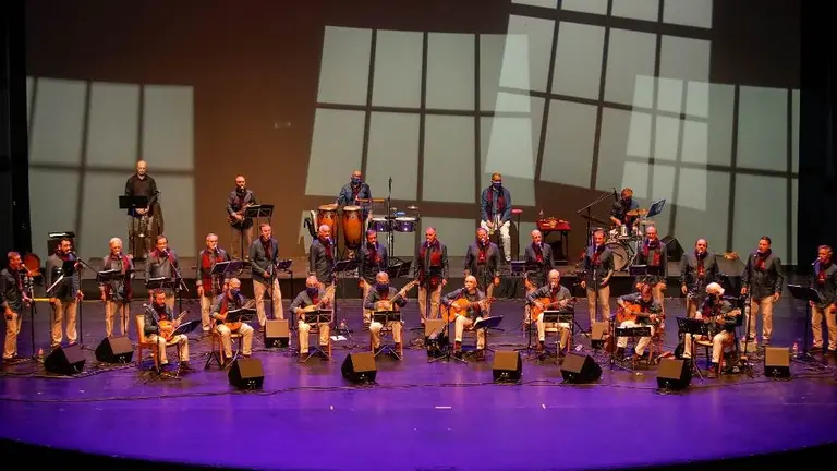 Los boleros tendrán su espacio en la programación del Palacio de Festivales de Cantabria.