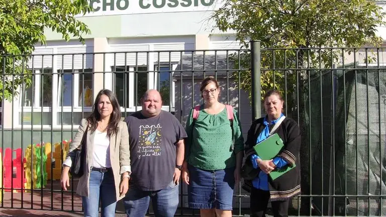 Representantes de los sindicatos ANPE y Satse.