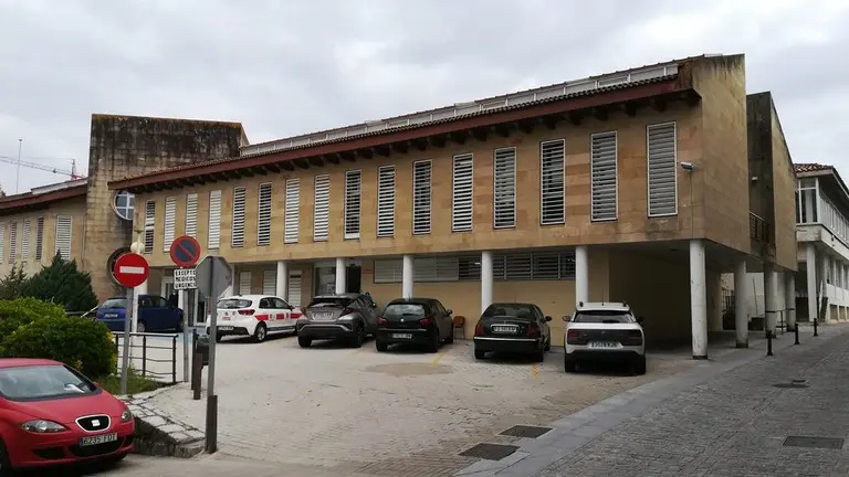 Centro de salud de Laredo. R.A.