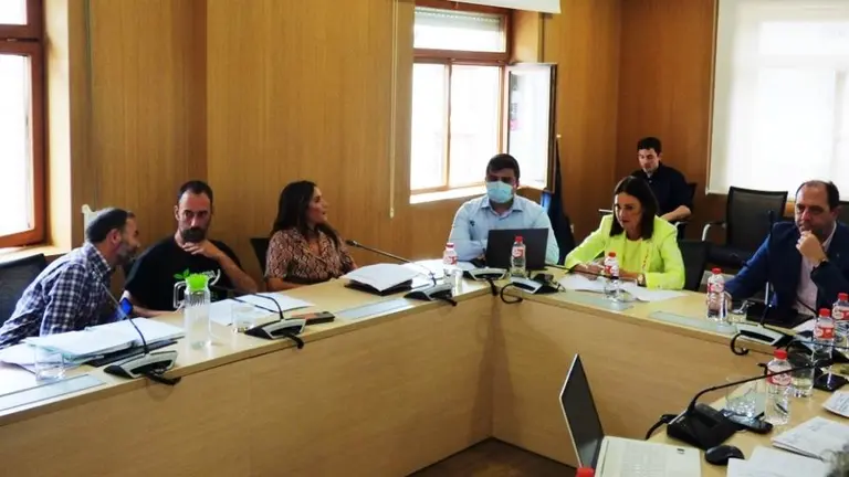 Concejales en el Pleno de Torrelavega. R.A.