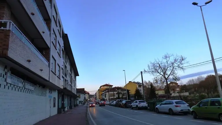 El tráfico es muy fluido en Santa María de Cayón. R.A.