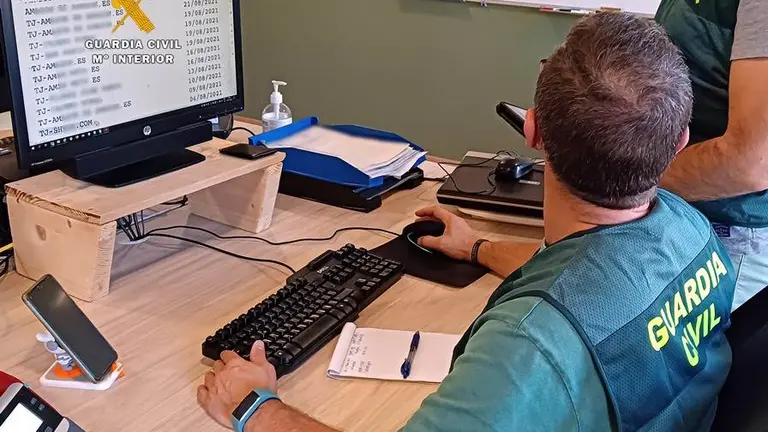 La Guardia Civil detect&oacute; las numerosas compras de la mujer de 80 a&ntilde;os en un a&ntilde;o.