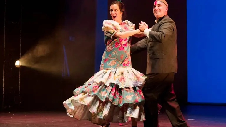 Representaci&oacute;n de la obra Ay-Carmela.