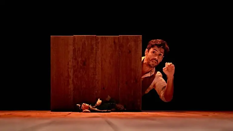 Una noche sin luna y el actor Juan Diego Botto.