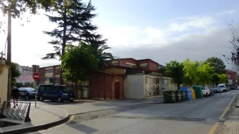 Colegio Juan de la Cosa, en Santoña. R.A.