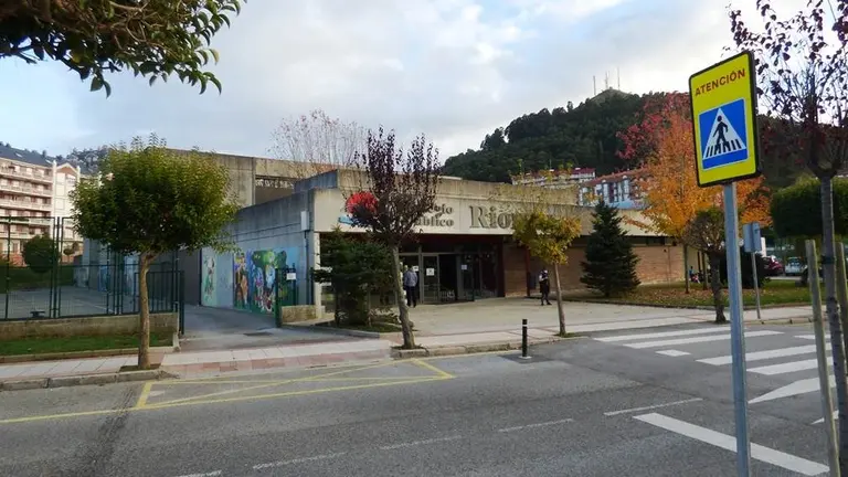 Colegio Riomar, en Castro Urdiales. R.A.