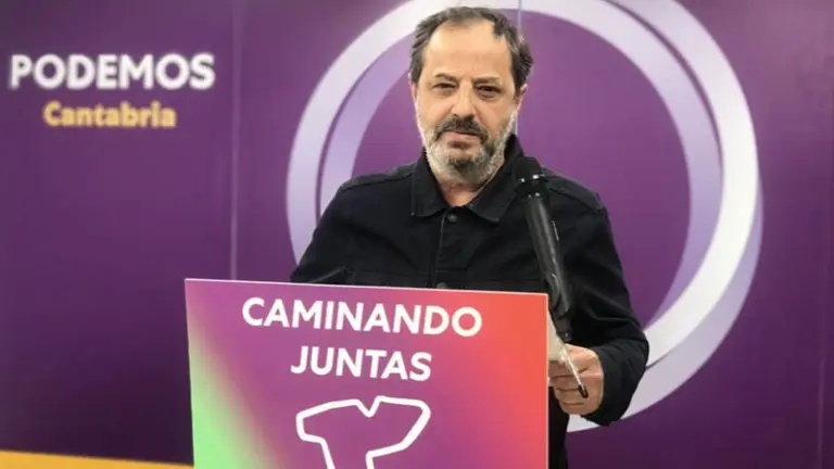 Podemos pide revertir la situaci&oacute;n para los docentes.