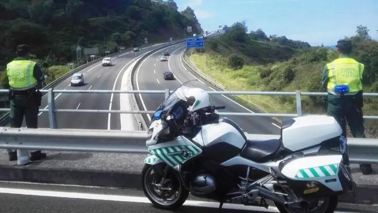 La Guardia Civil detuvo a dos personas.