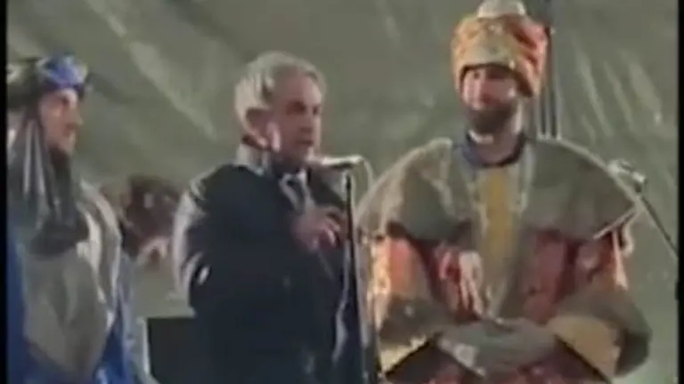 Revilla en el acto del cartero real en Molledo.