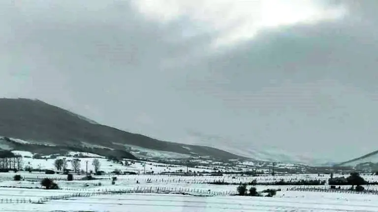 La nieve continuará en Cantabria en los próximos días.