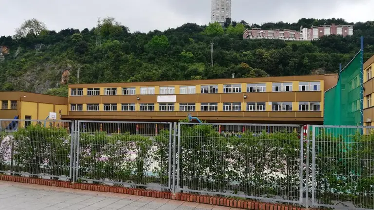 Instituto Bernardino de Escalante en Laredo. R.A.