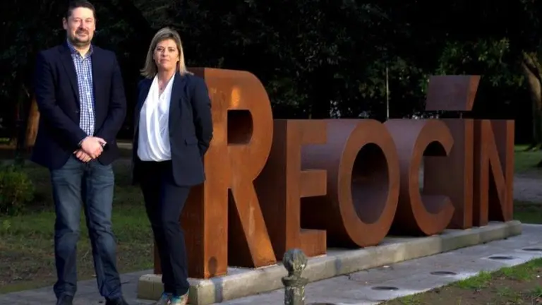 Representantes de OlaCantabria en Reocín.