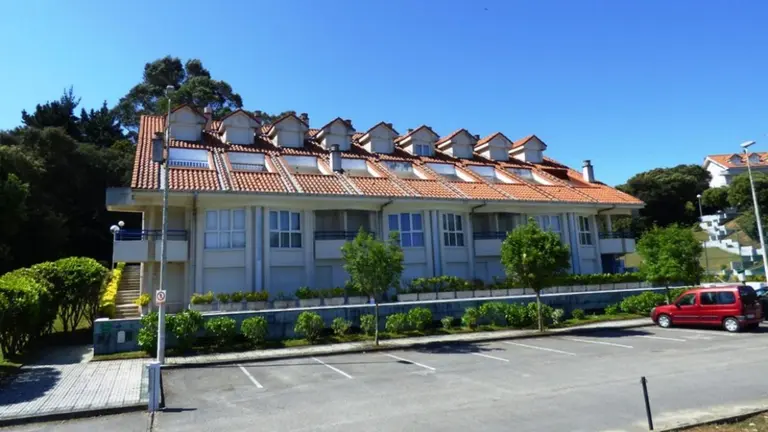 Urbanización El Encinar  en Isla, en Arnuero. R.A.