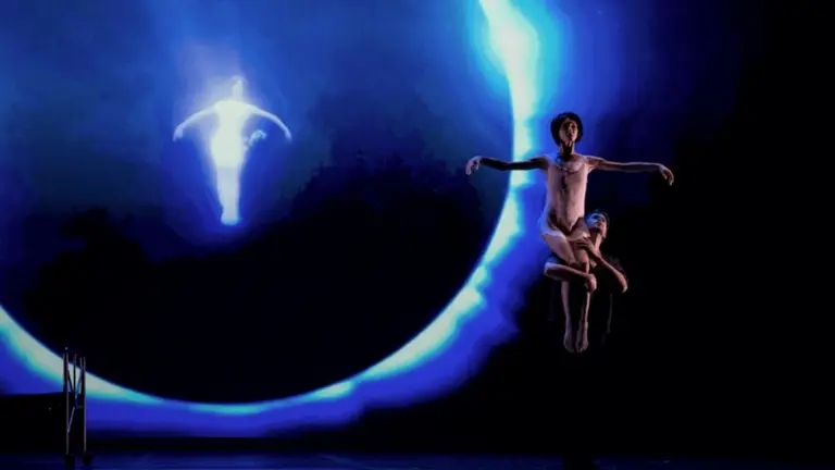 La escenografía de la representación fu sencilla pero bella.